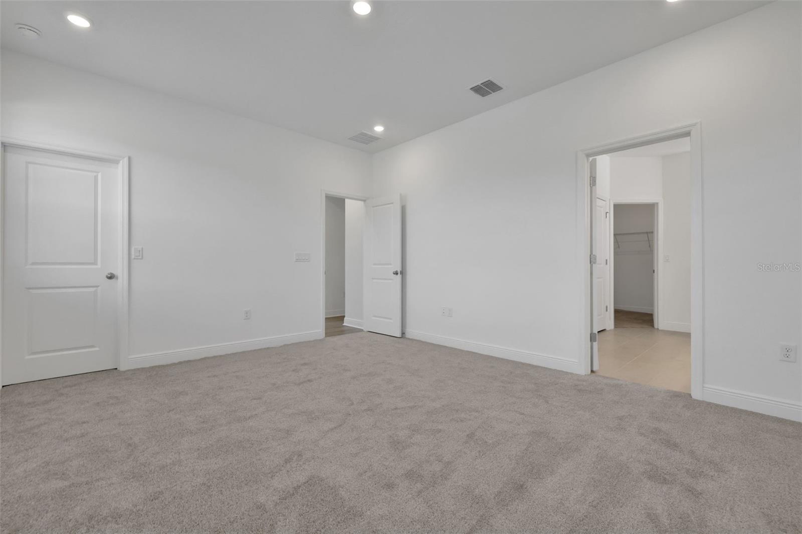 5095 Firebush Dr Property Photo 7