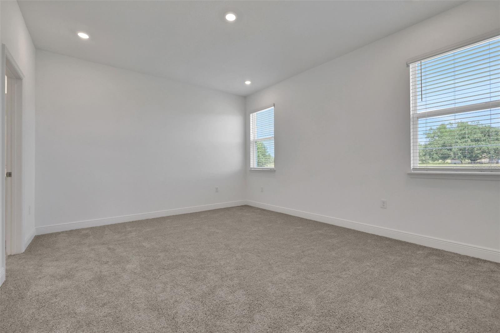5095 Firebush Dr Property Photo 8