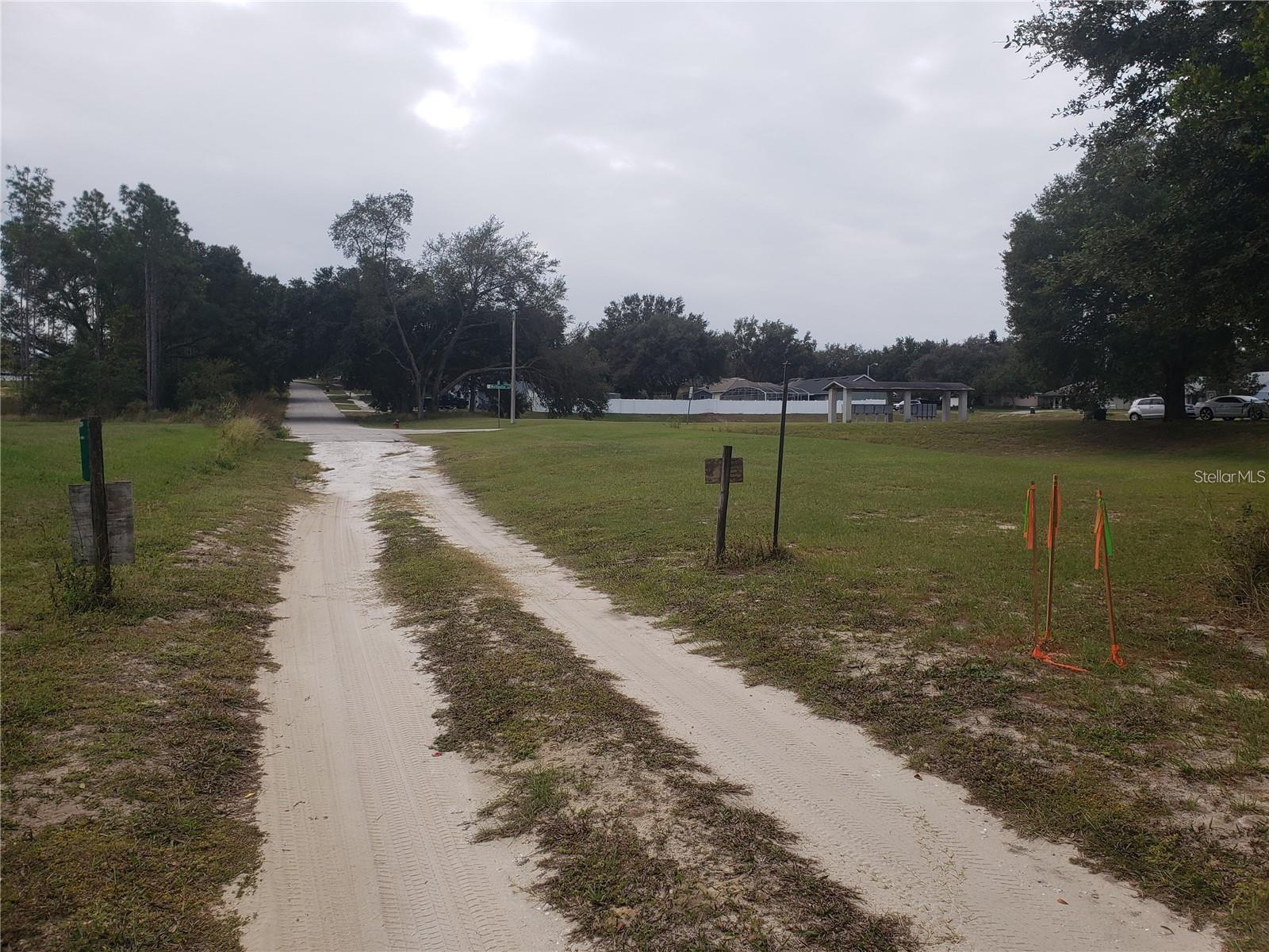 16451 Forrest Ln Property Photo 4