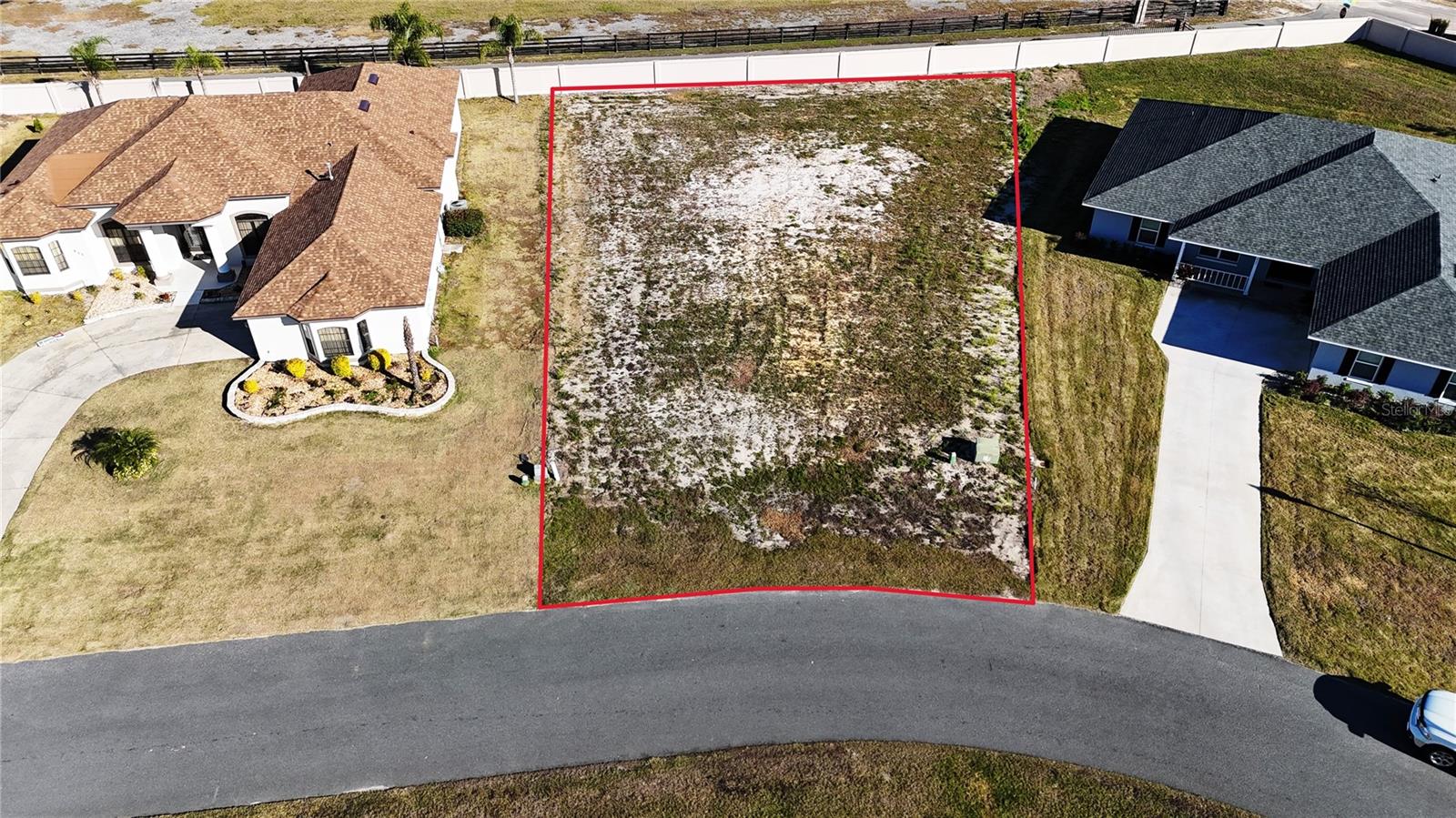 817 Oaks Shores Rd Property Photo 1