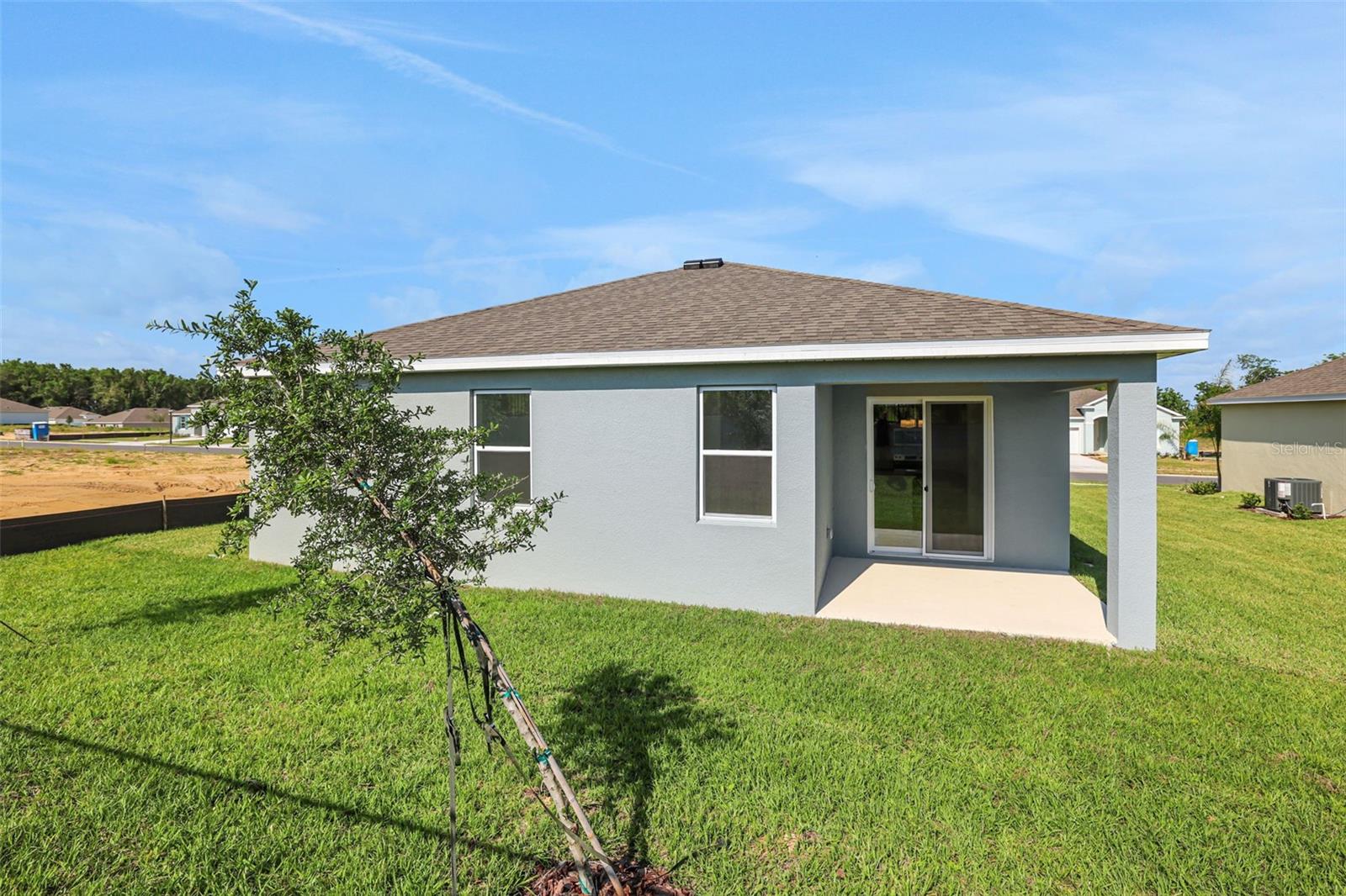 2848 Supermarine Rd Property Photo 4