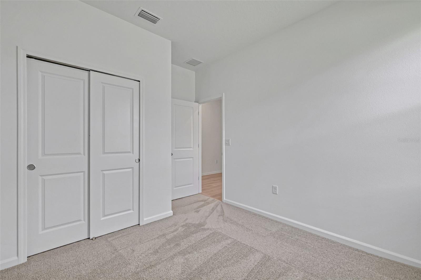 2848 Supermarine Rd Property Photo 16