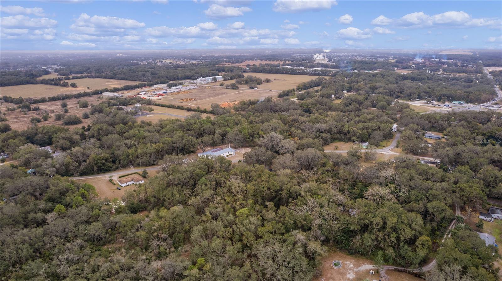 N Quarters Rd Property Photo 17