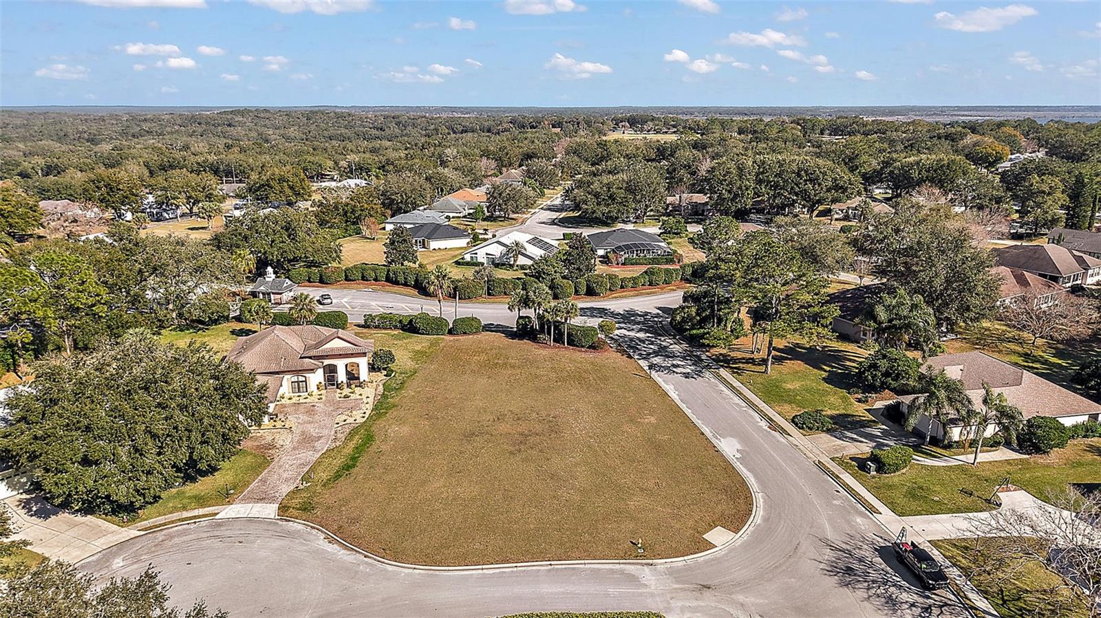 5049 Harbor Hts Property Photo 4