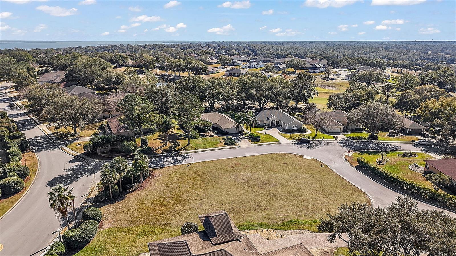 5049 Harbor Hts Property Photo 8