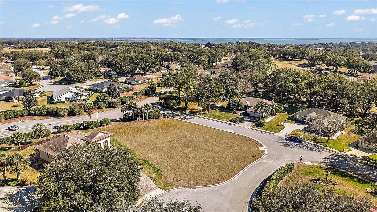 5049 Harbor Hts Property Photo 10