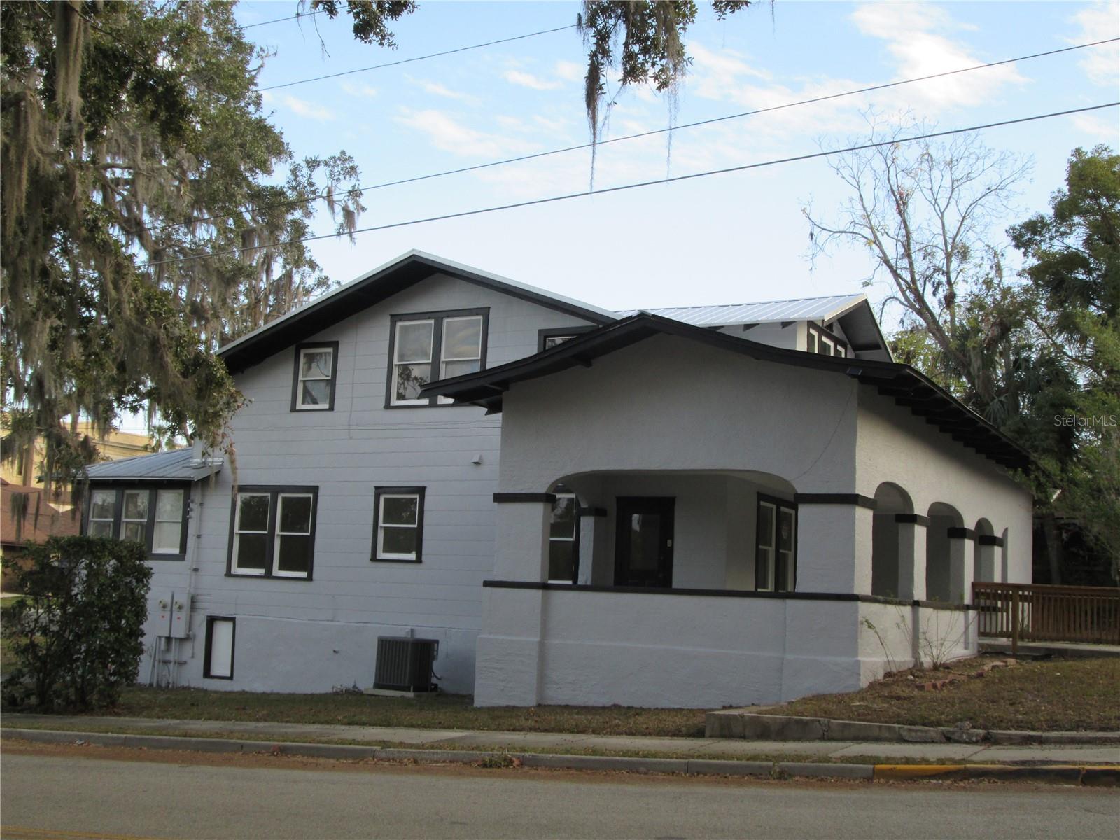 128 Orange Ave Property Photo 3