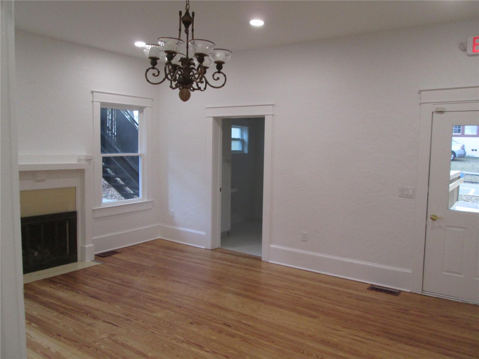 128 Orange Ave Property Photo 6