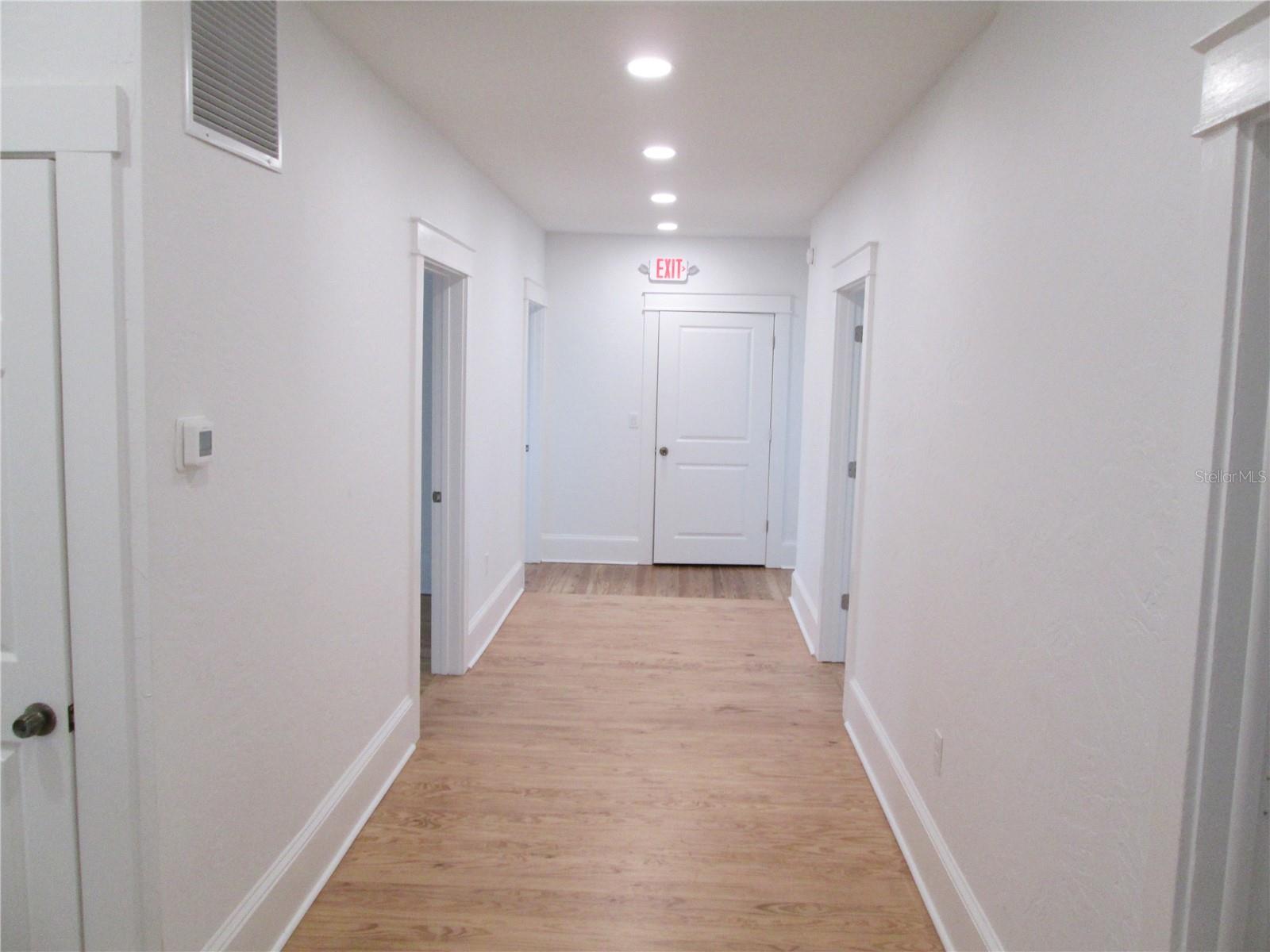 128 Orange Ave Property Photo 8