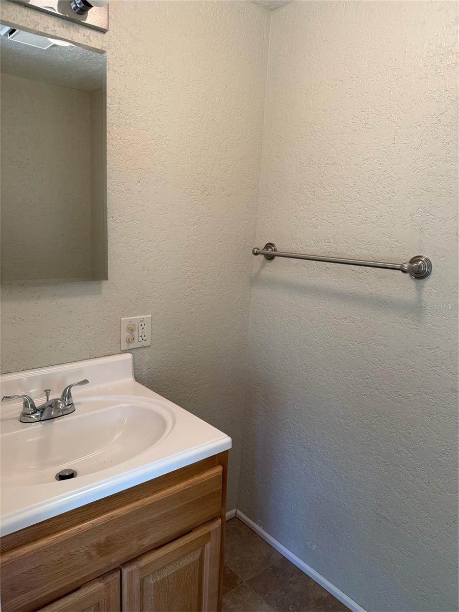 2107 Hialeah Ave Property Photo 12