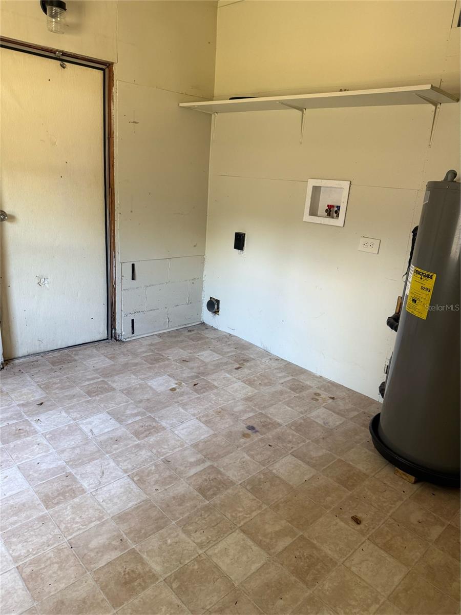 2107 Hialeah Ave Property Photo 13