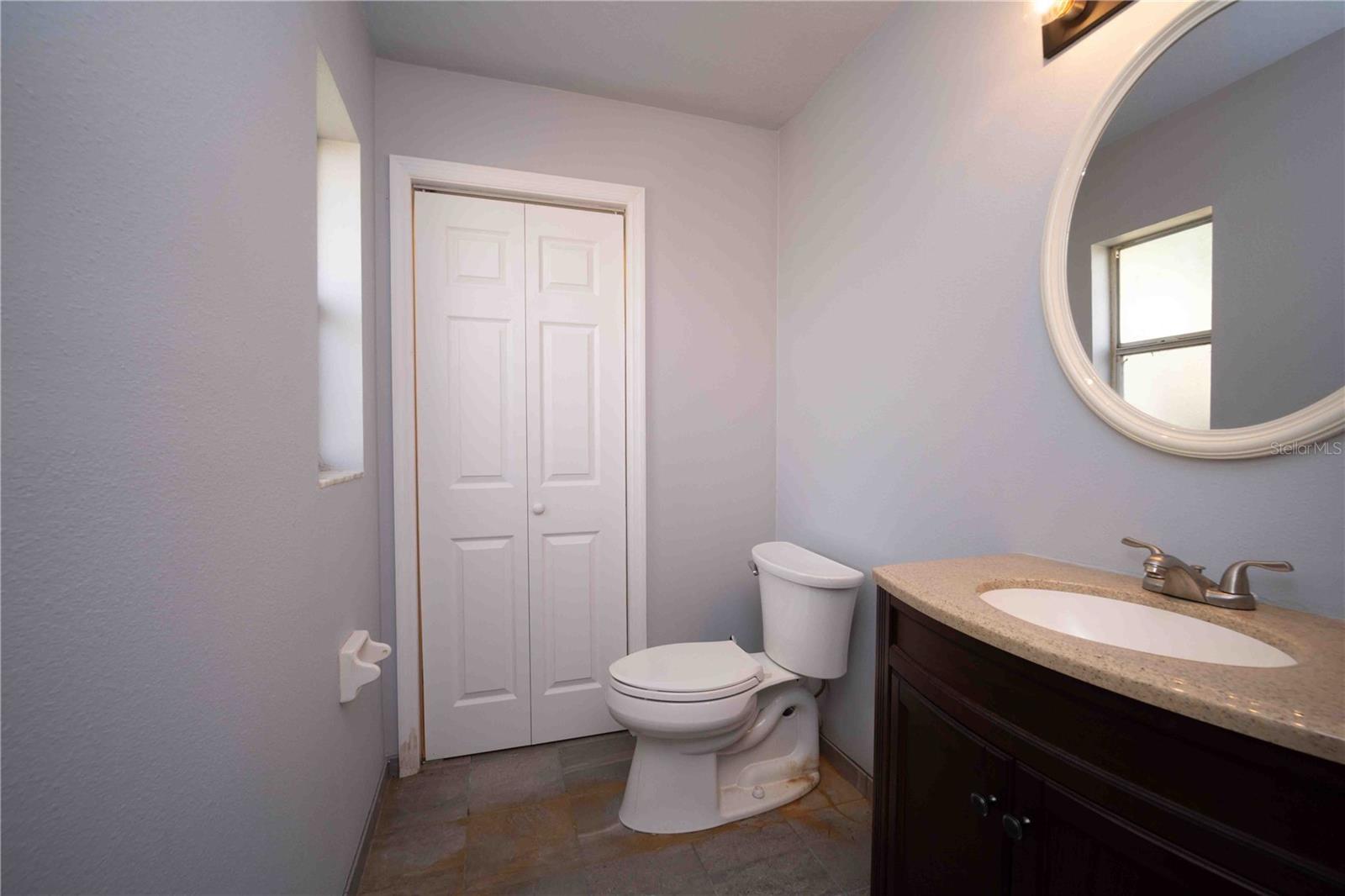 6876 E State Road 44 Property Photo 16