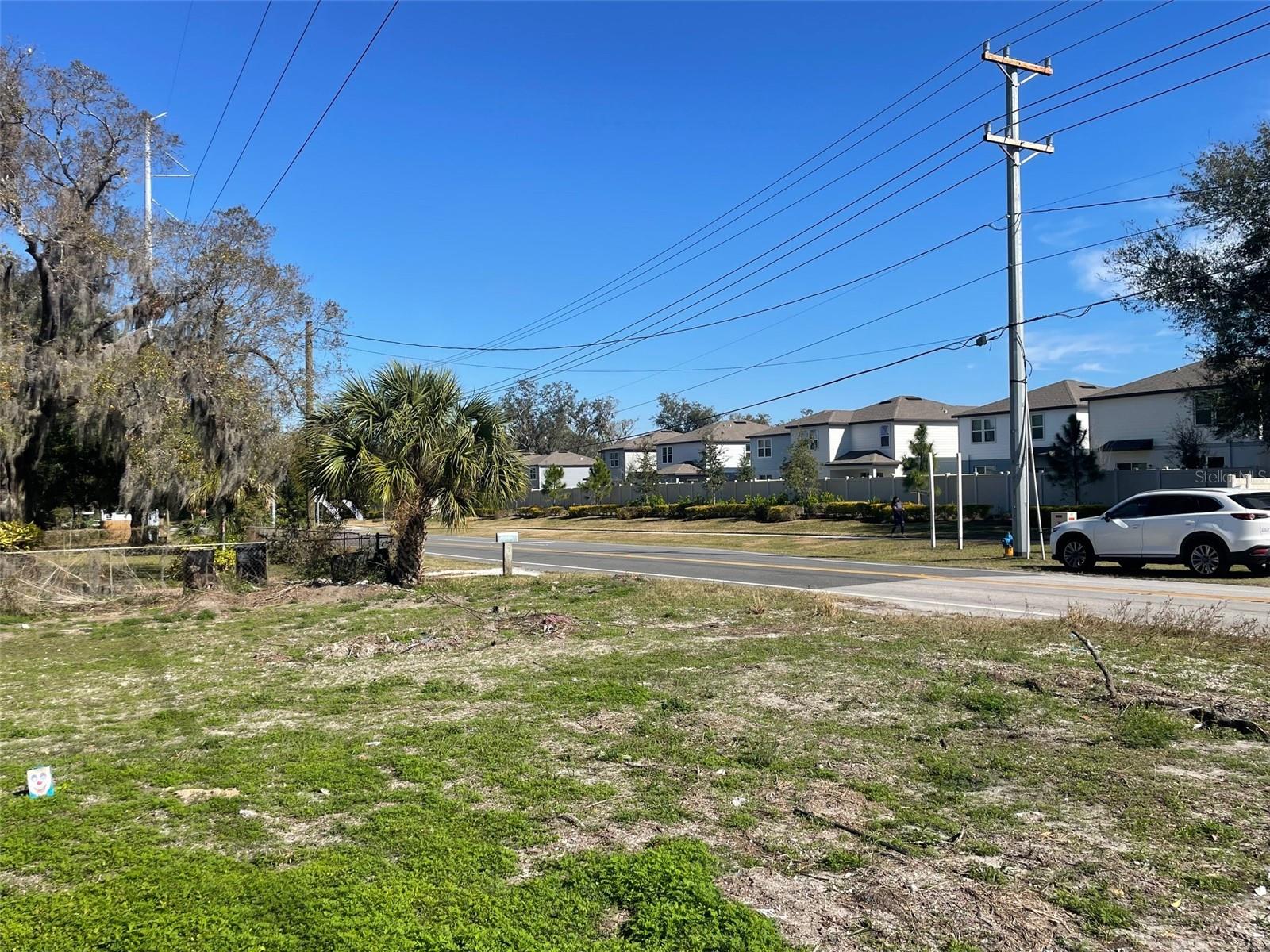 1230 N Chestnut Rd Property Photo 4