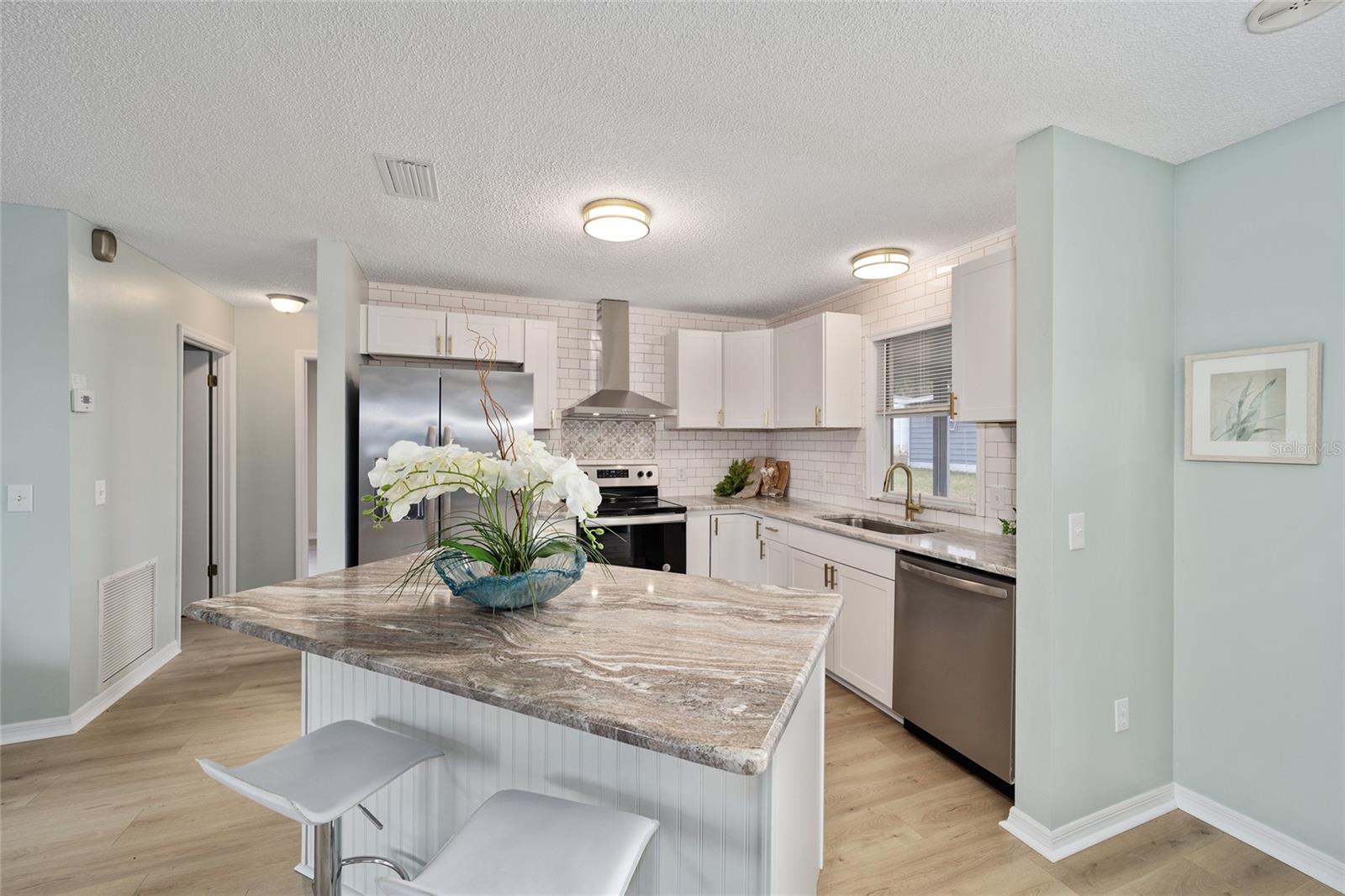 1613 Cherry Hill Rd Property Photo 7