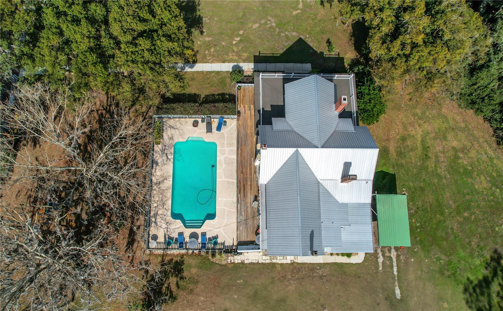 9210 County Road 48 Property Photo 4