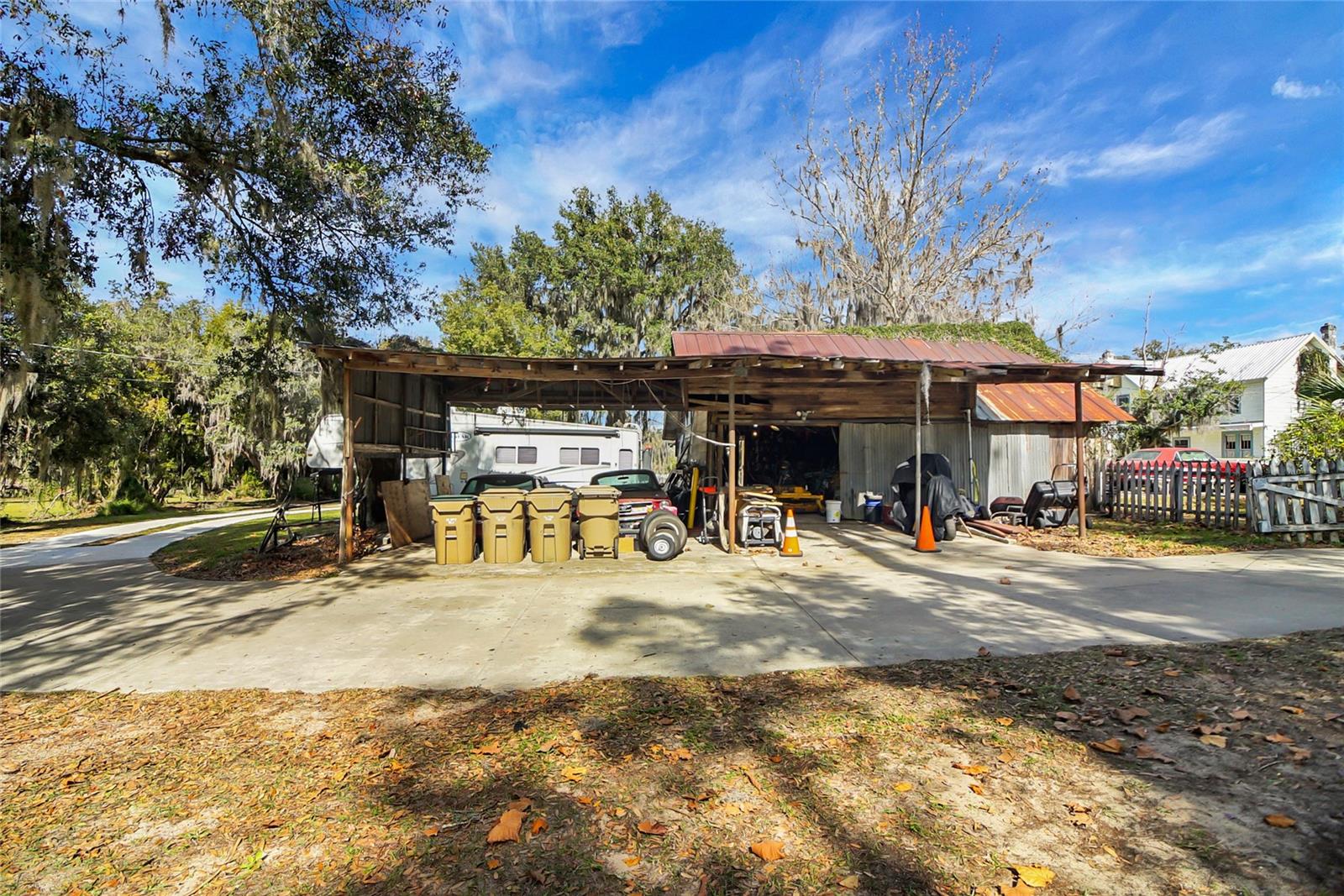 9210 County Road 48 Property Photo 54