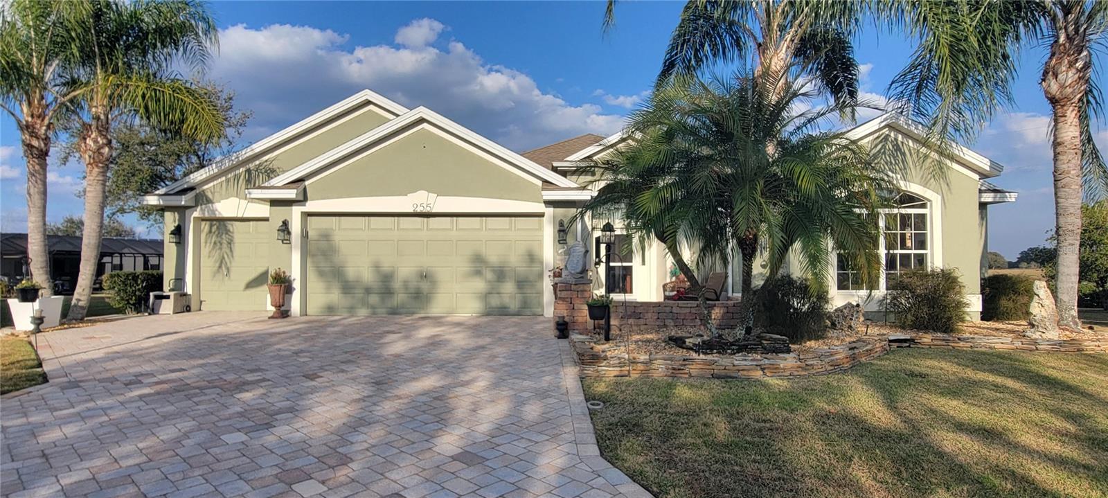 255 Matisse Ave Property Photo 1