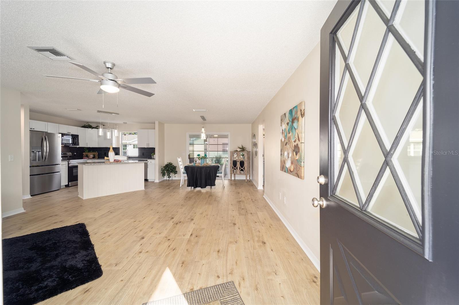 901 Chula Ct Property Photo 3