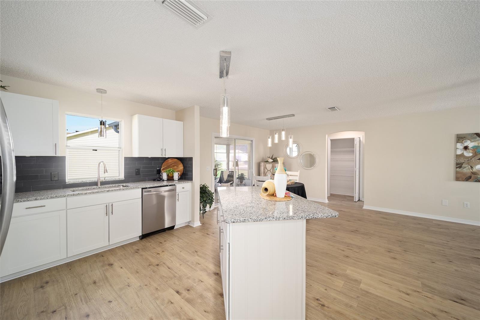 901 Chula Ct Property Photo 10