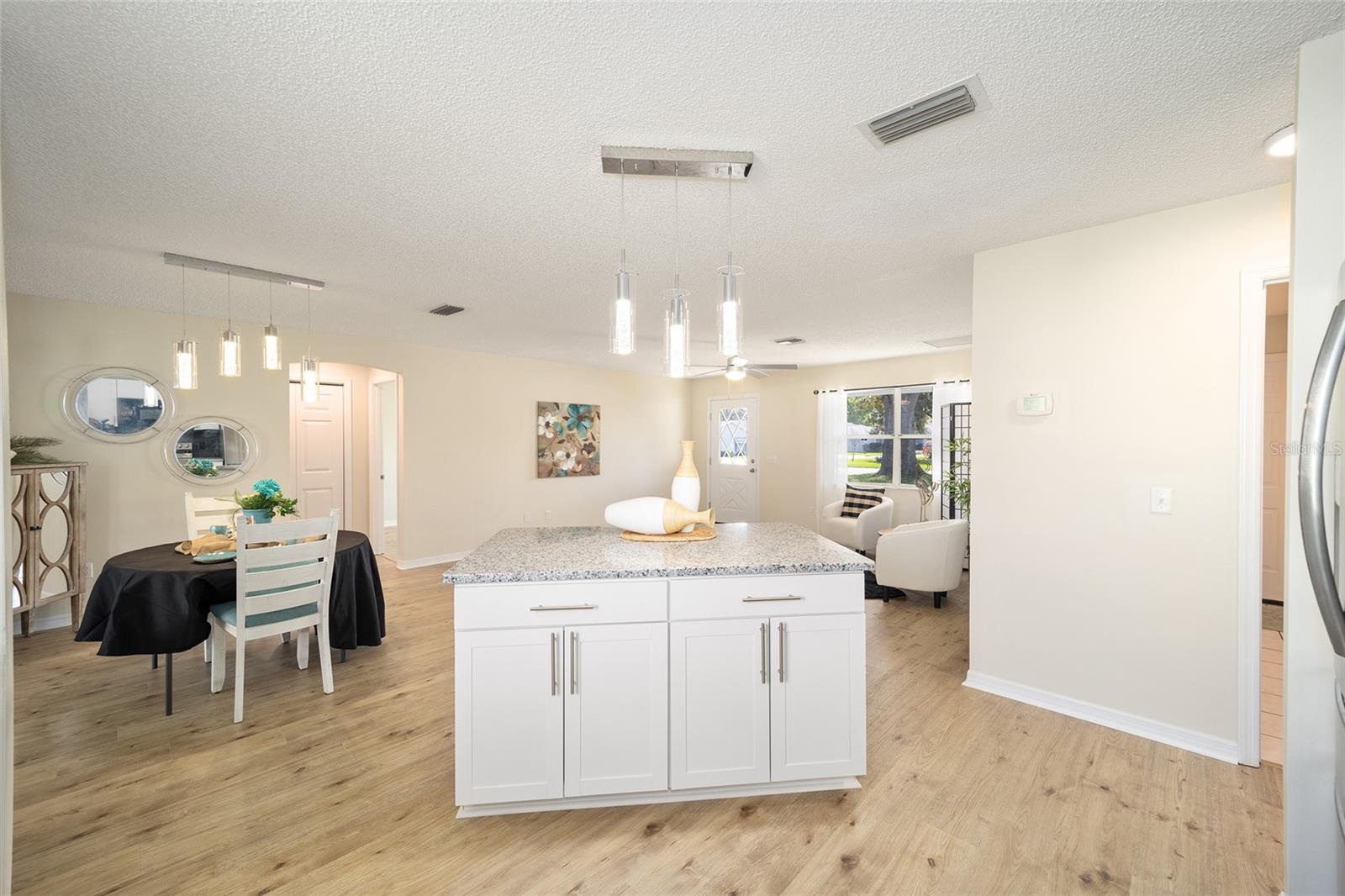 901 Chula Ct Property Photo 11