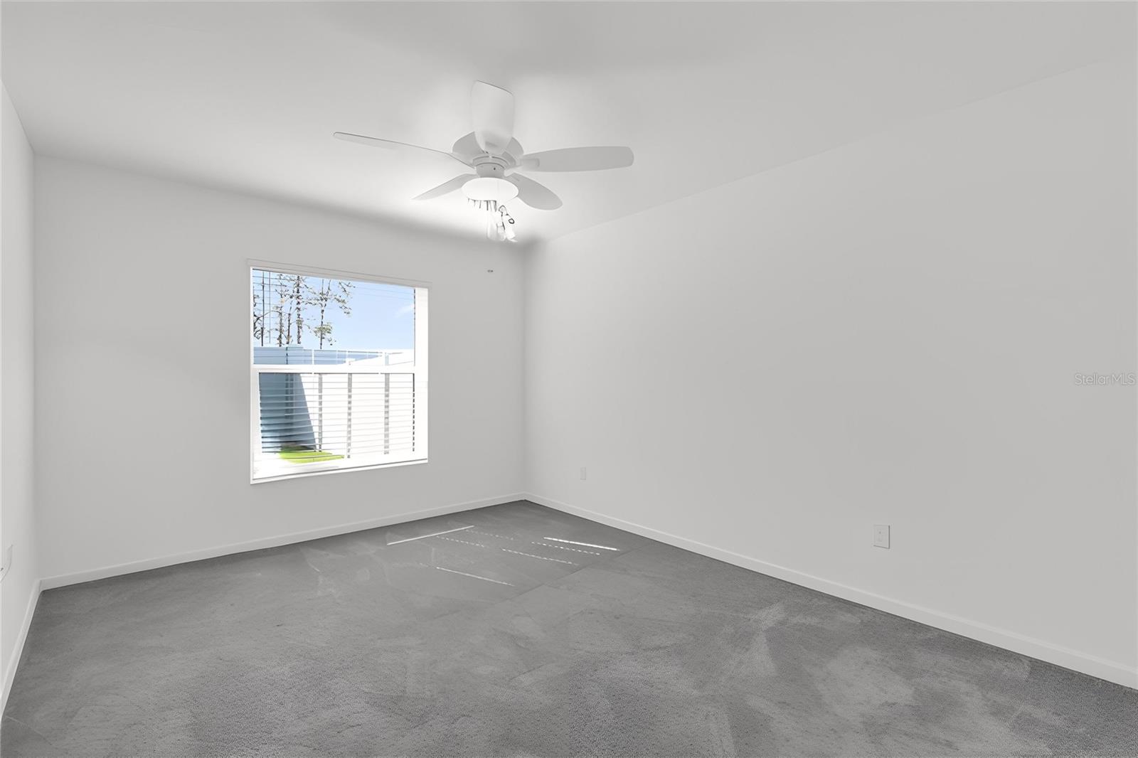 1392 Kenneth St Property Photo 18