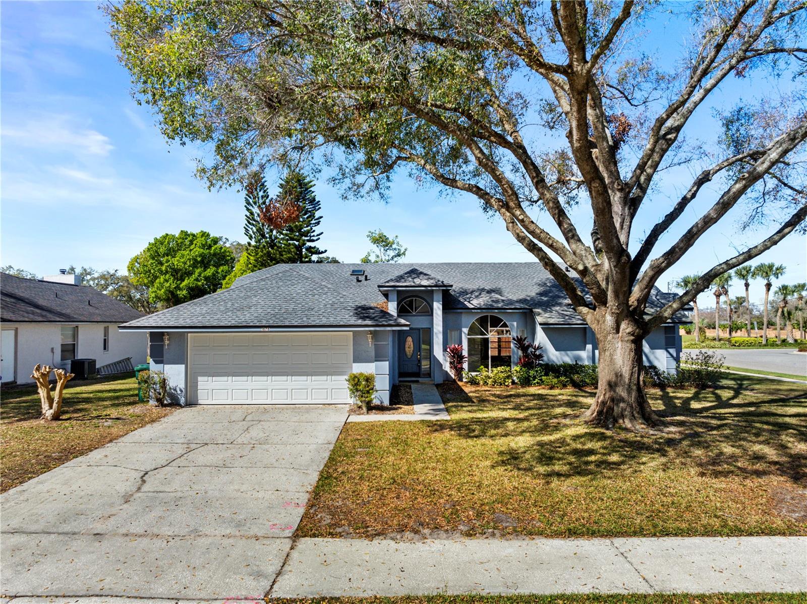 1676 E Spring Ridge Cir Property Photo