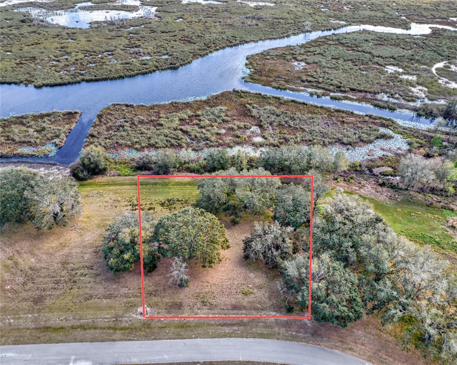 Royal Palm Dr Property Photo 2