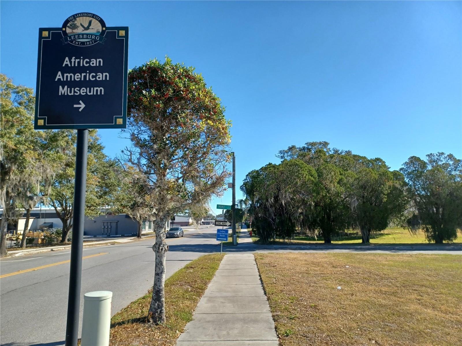 Mike St Property Photo 3