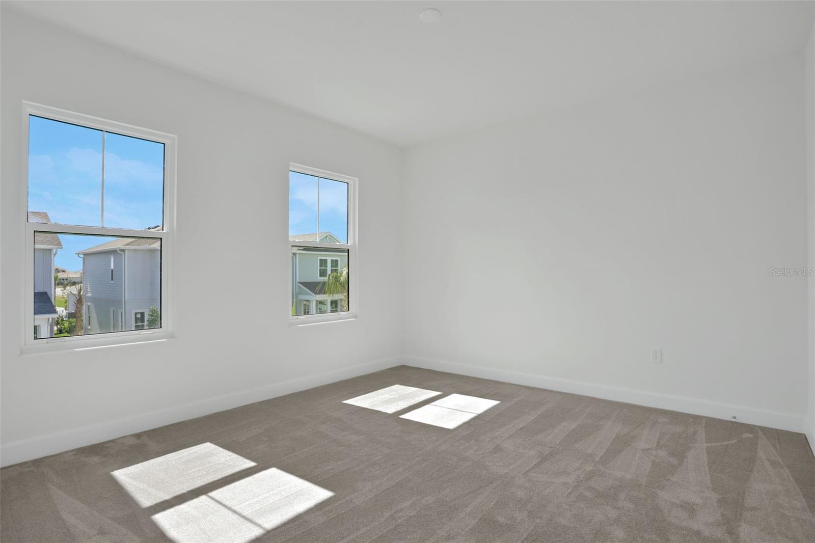 9015 Rothman Ln Property Photo 14