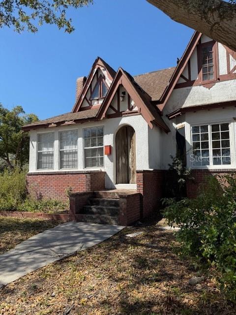 1326 East Ave Property Photo
