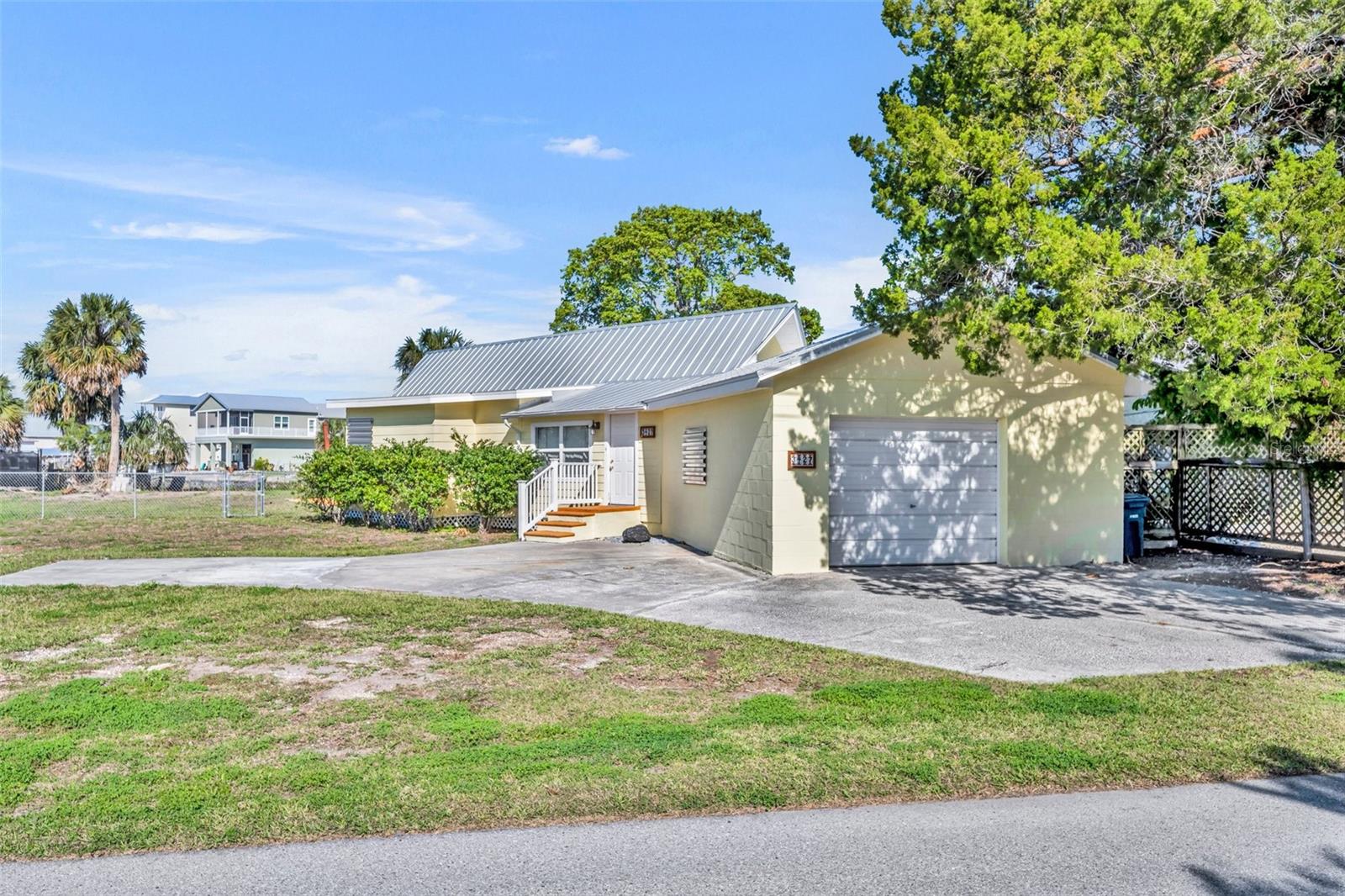 3427 Minnow Creek Dr Property Photo