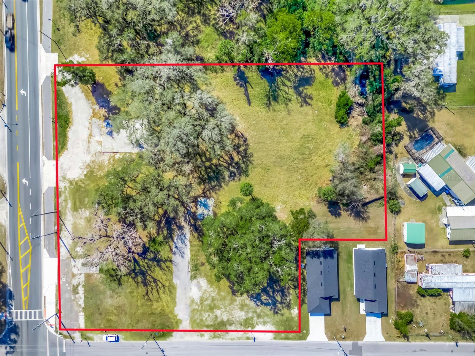 82 S MARKET BLVD Property Photo 1