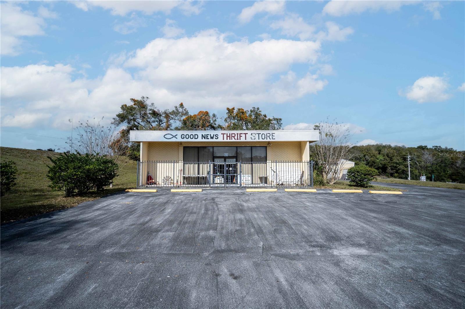 619 N Dixie Ave. (us Hwy 441/27) Property Photo 6