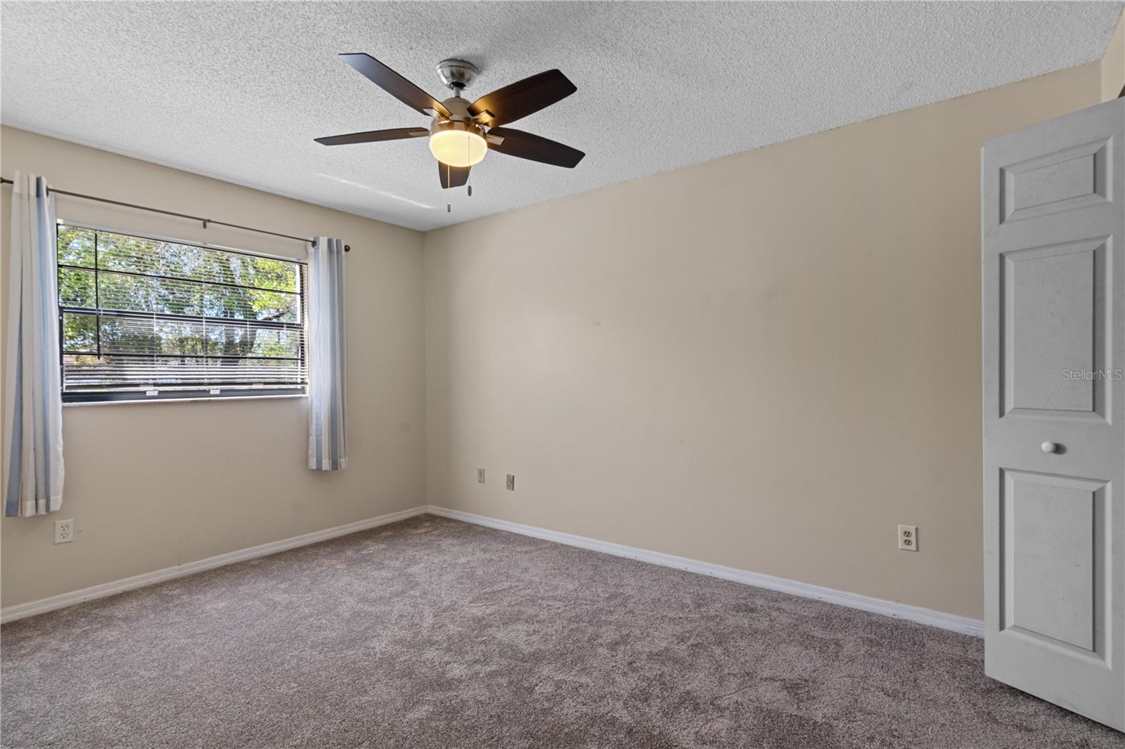 4208 Winderlakes Dr Property Photo 26