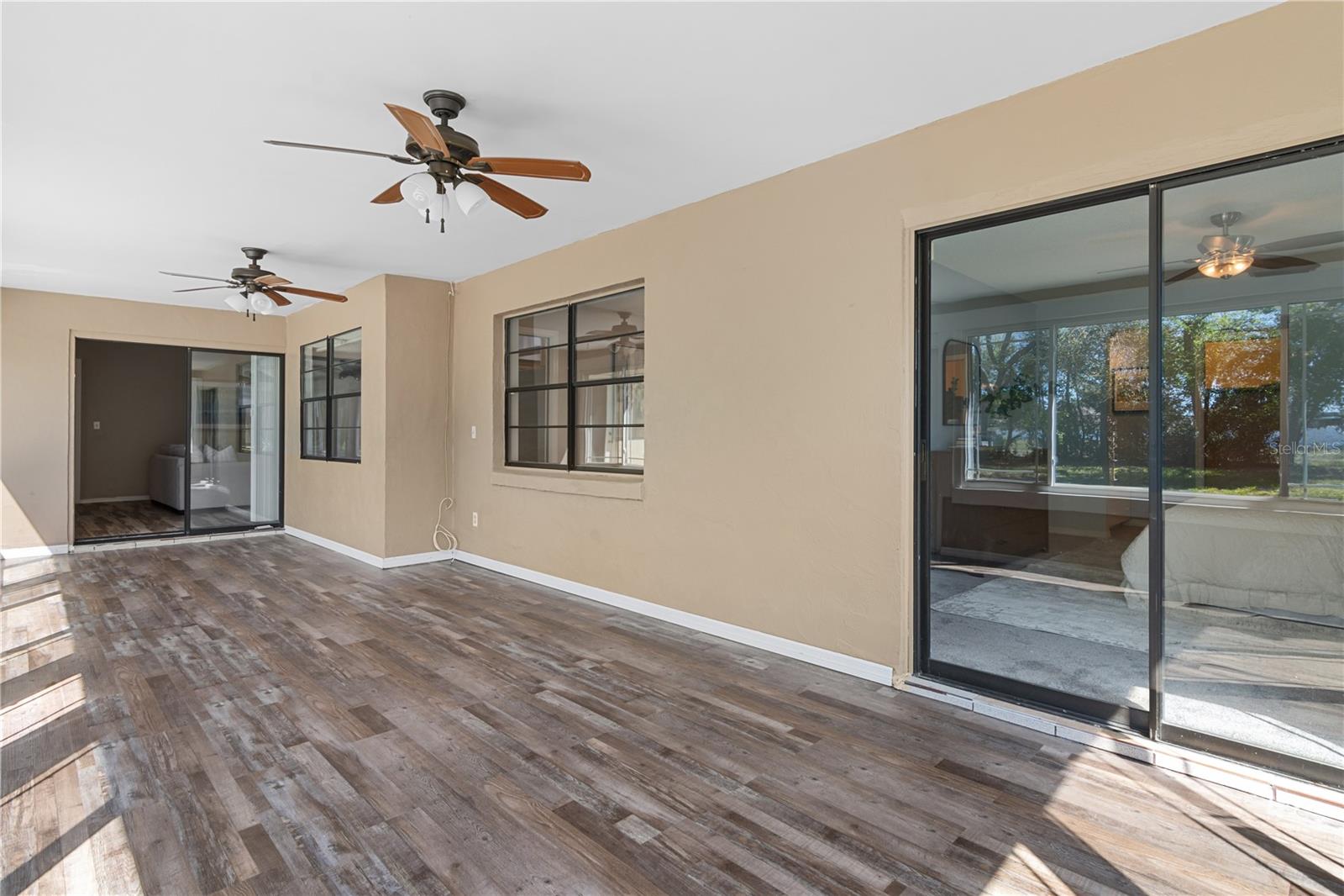 4208 Winderlakes Dr Property Photo 32