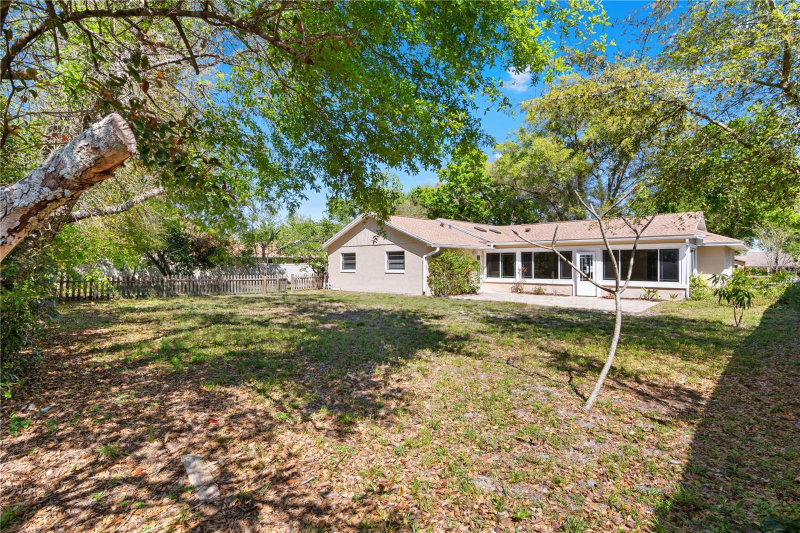 4208 Winderlakes Dr Property Photo 33