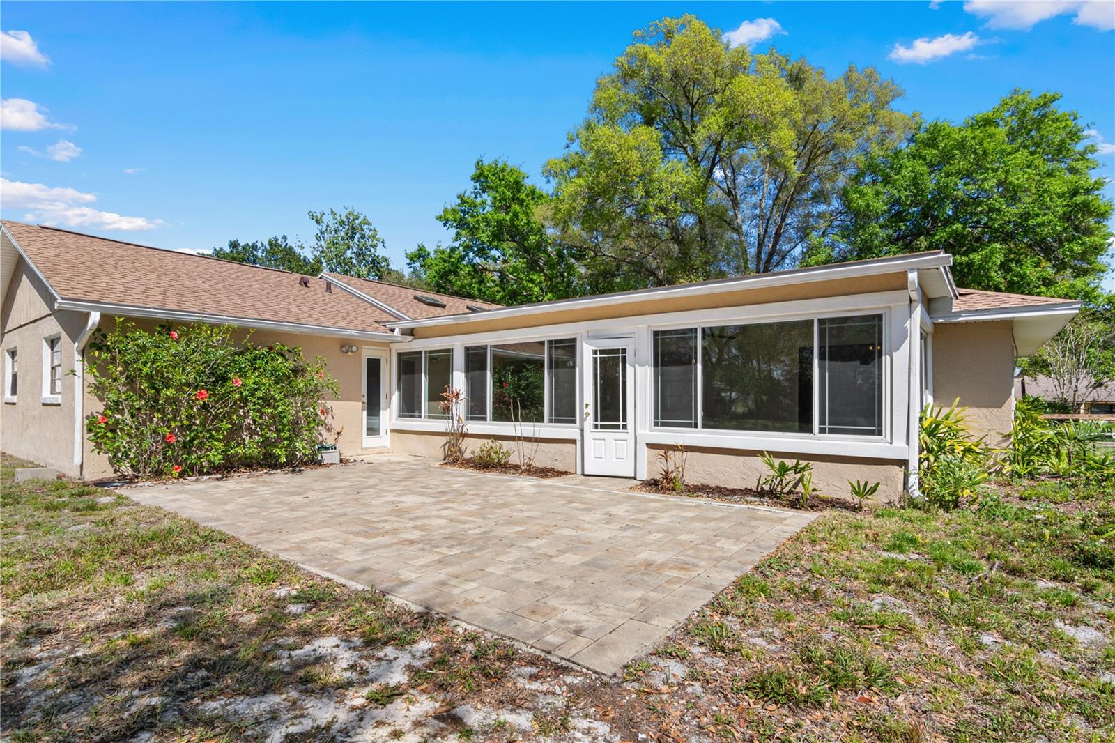 4208 Winderlakes Dr Property Photo 35