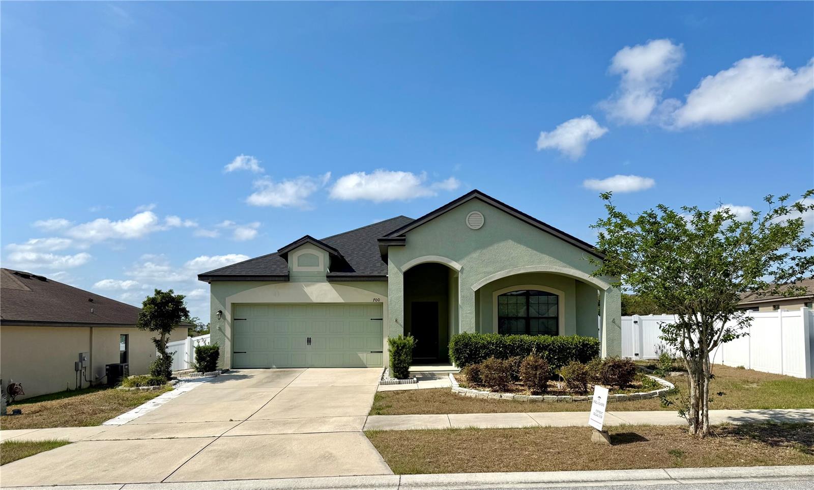 700 Lakota Dr Property Photo