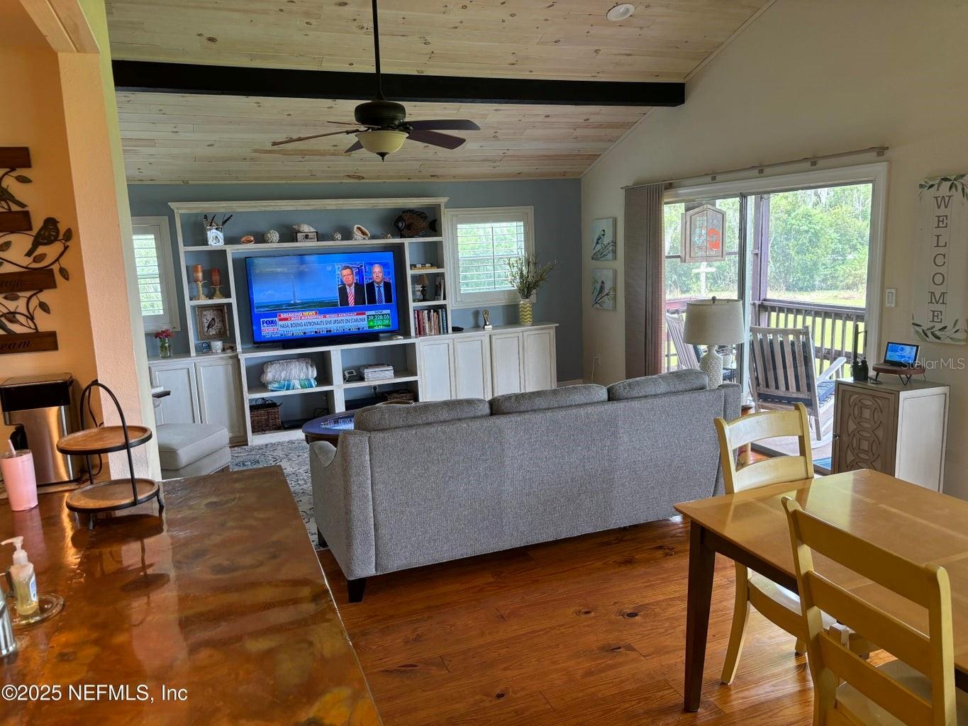 6001 Bird Island Dr Property Photo 8