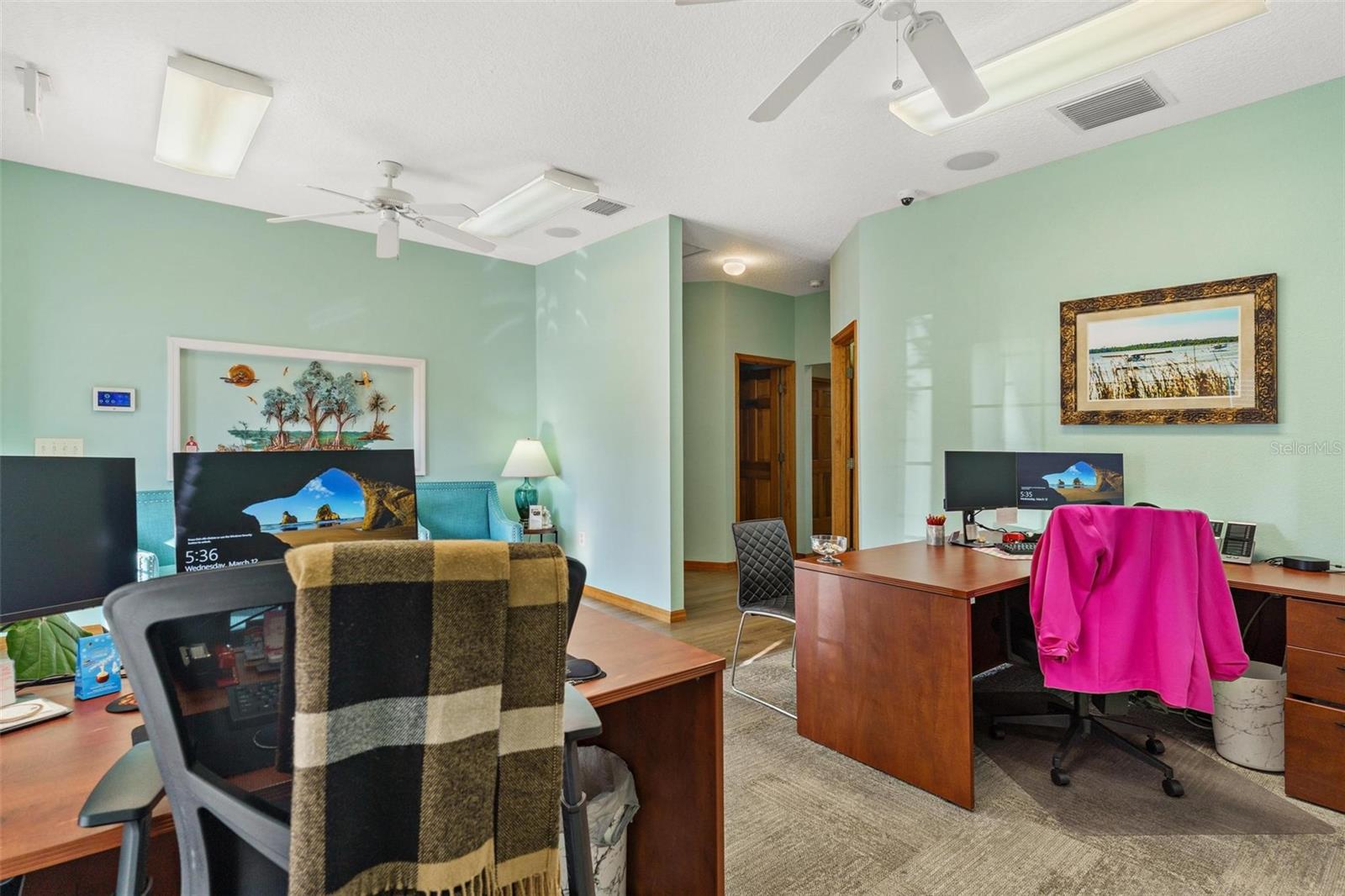 407 E Alfred St Property Photo 4