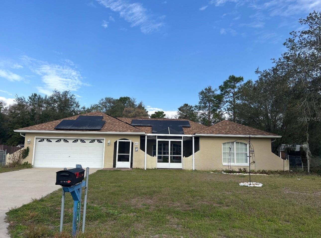 5143 Sw 155th Loop Property Photo 1