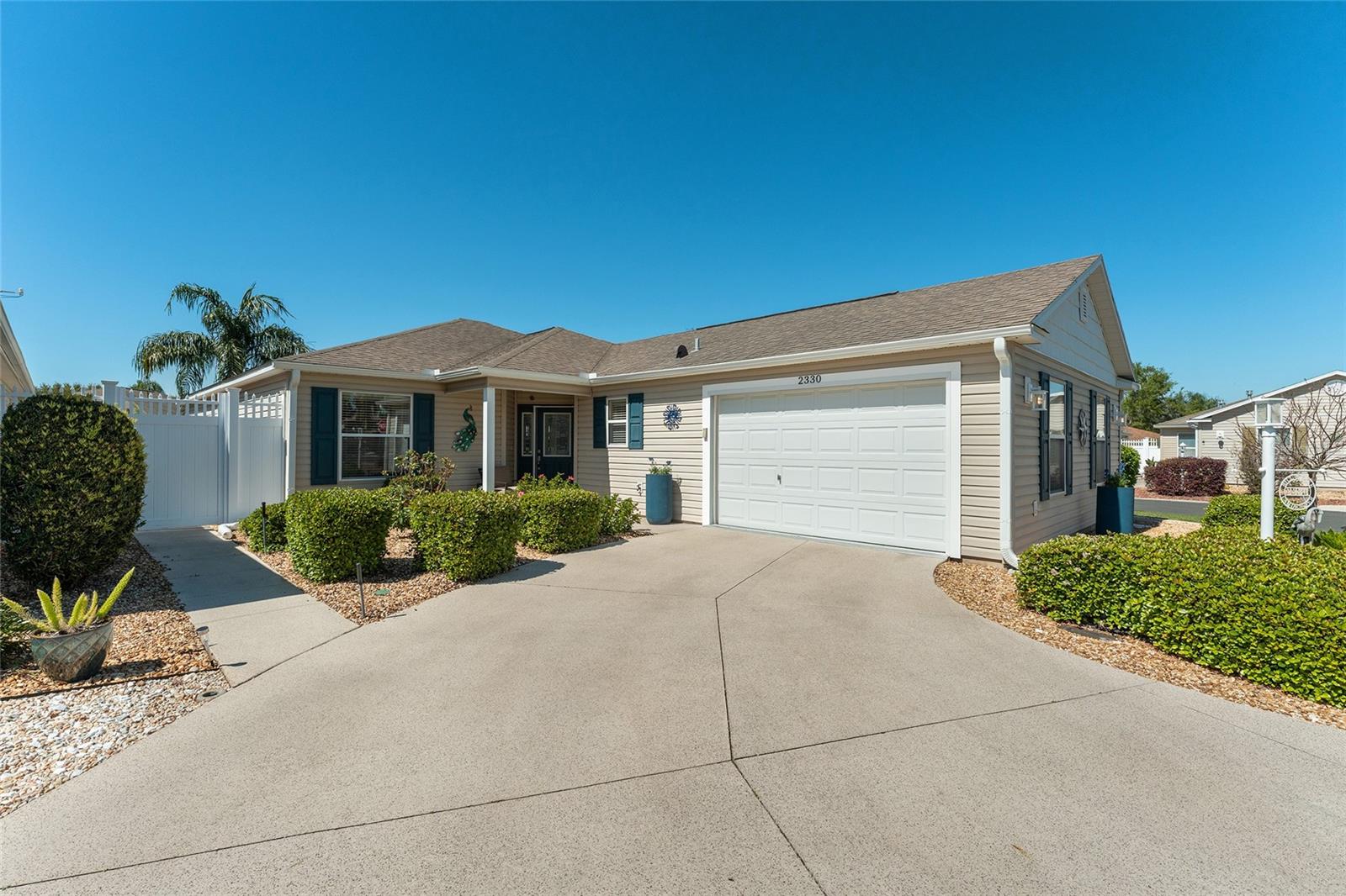 2330 Camden Ter Property Photo 1