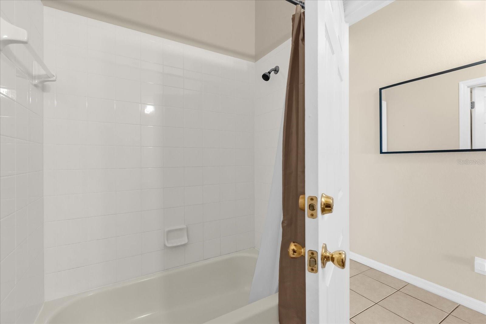1144 Calabria Ave Property Photo 23