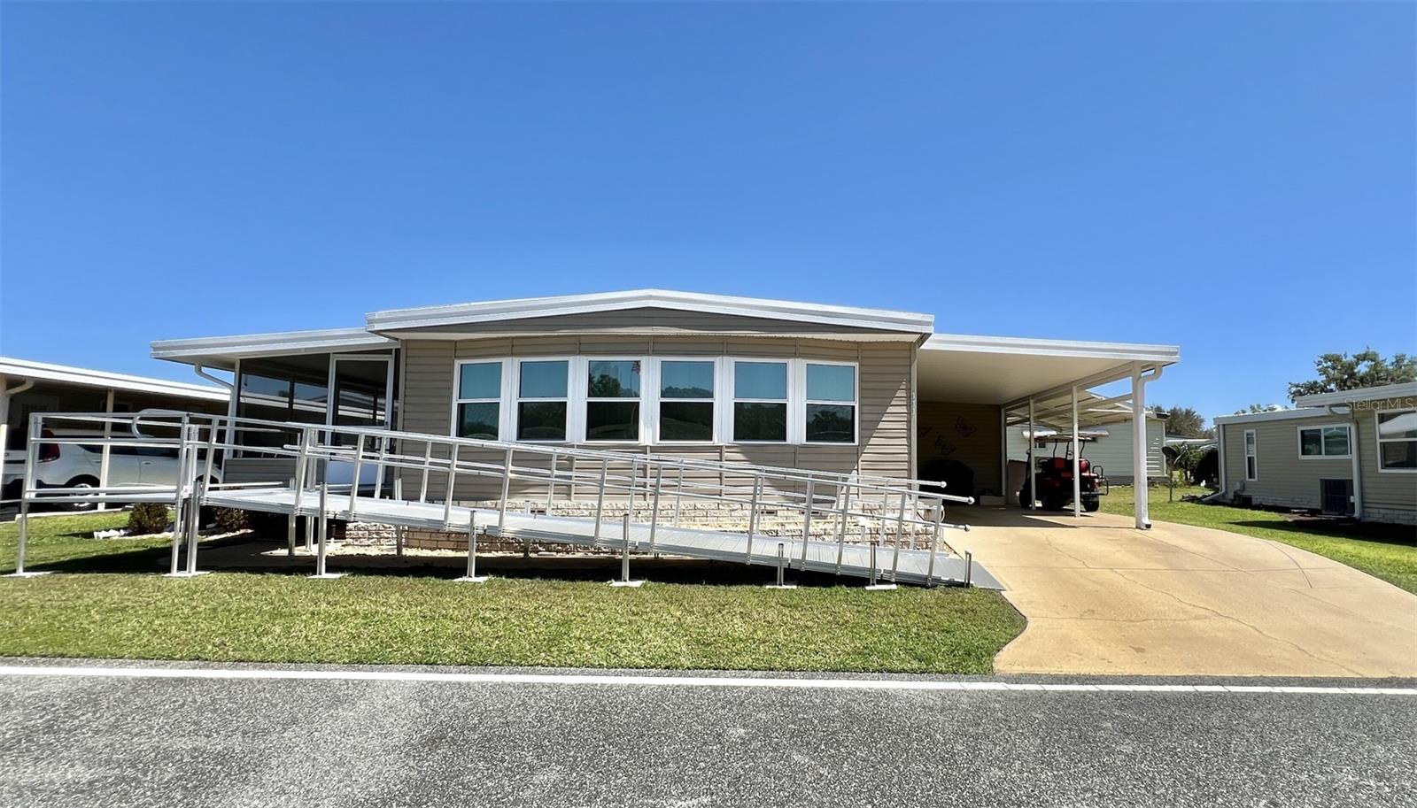 111 Azalea Trl Property Photo