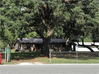 136 S Commercial St Property Photo 1