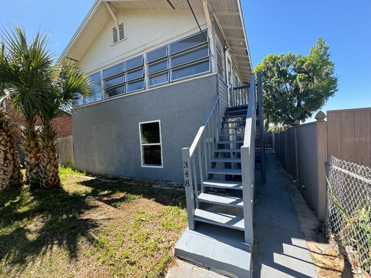 348 S Central Ave #upper Property Photo