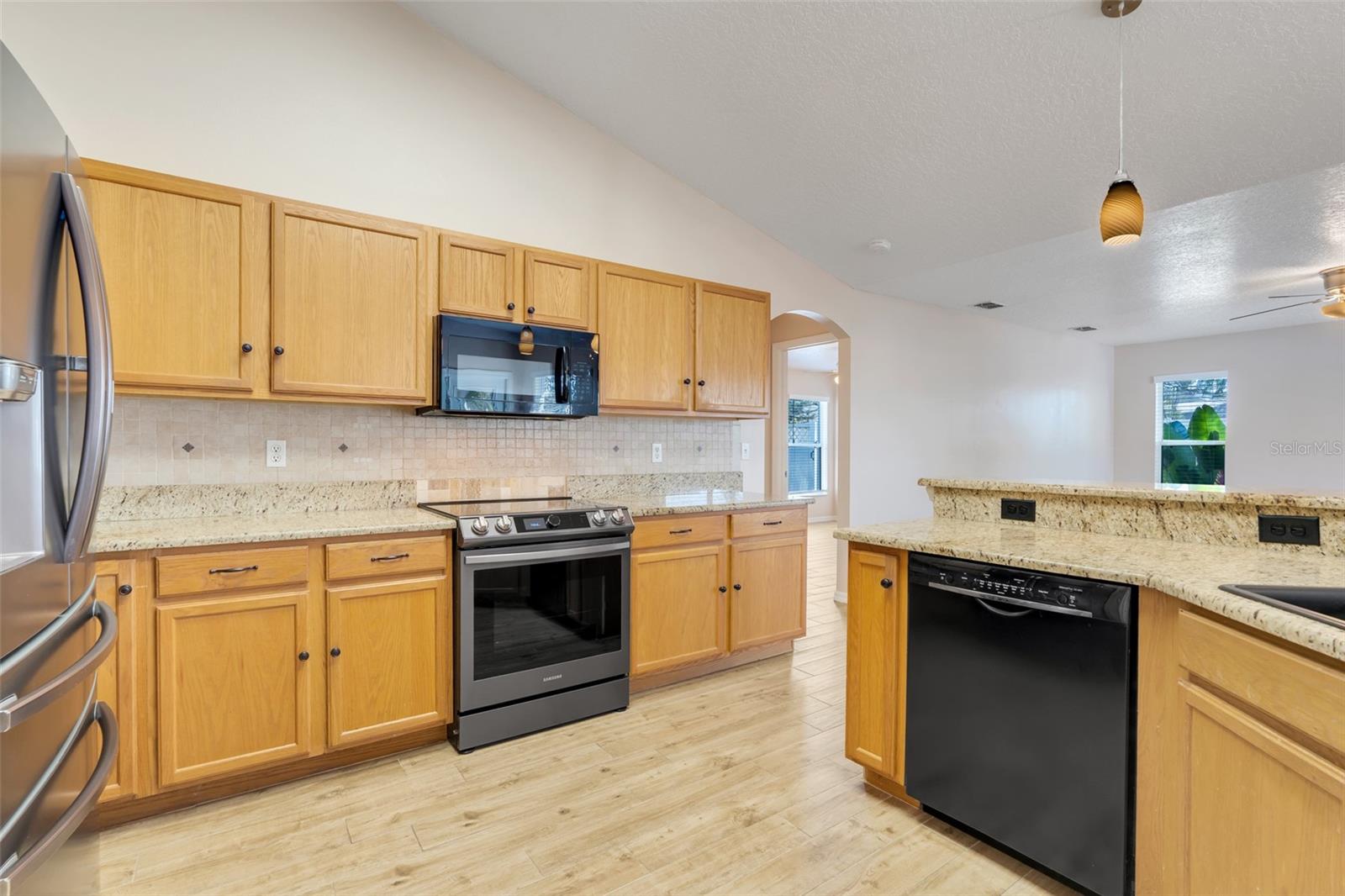 10257 Dovehill Ln Property Photo 17