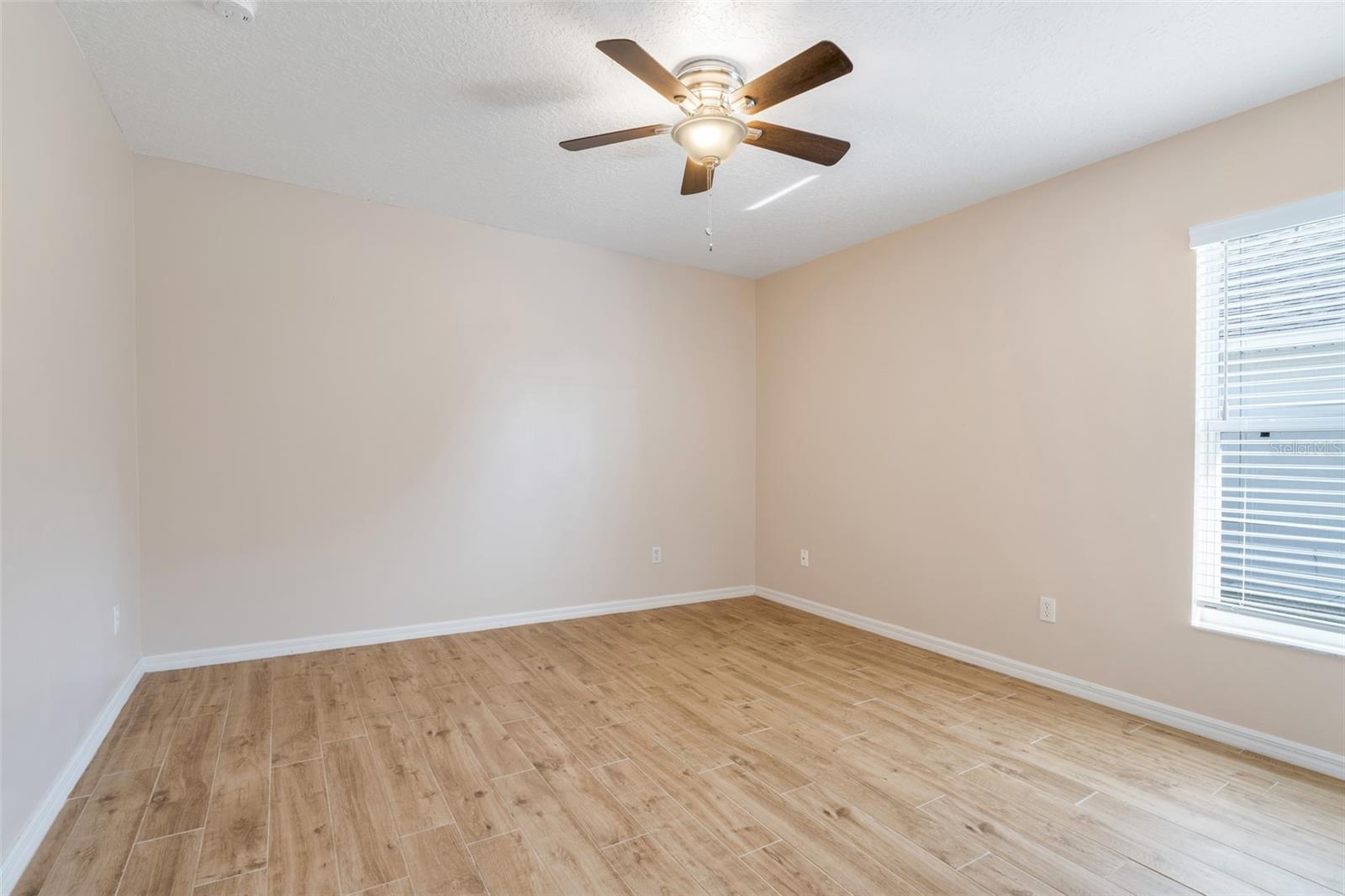10257 Dovehill Ln Property Photo 28
