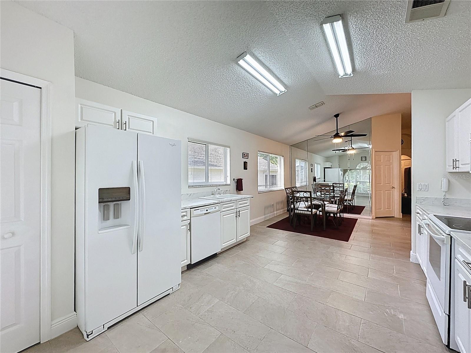 3684 Eversholt St Property Photo 5