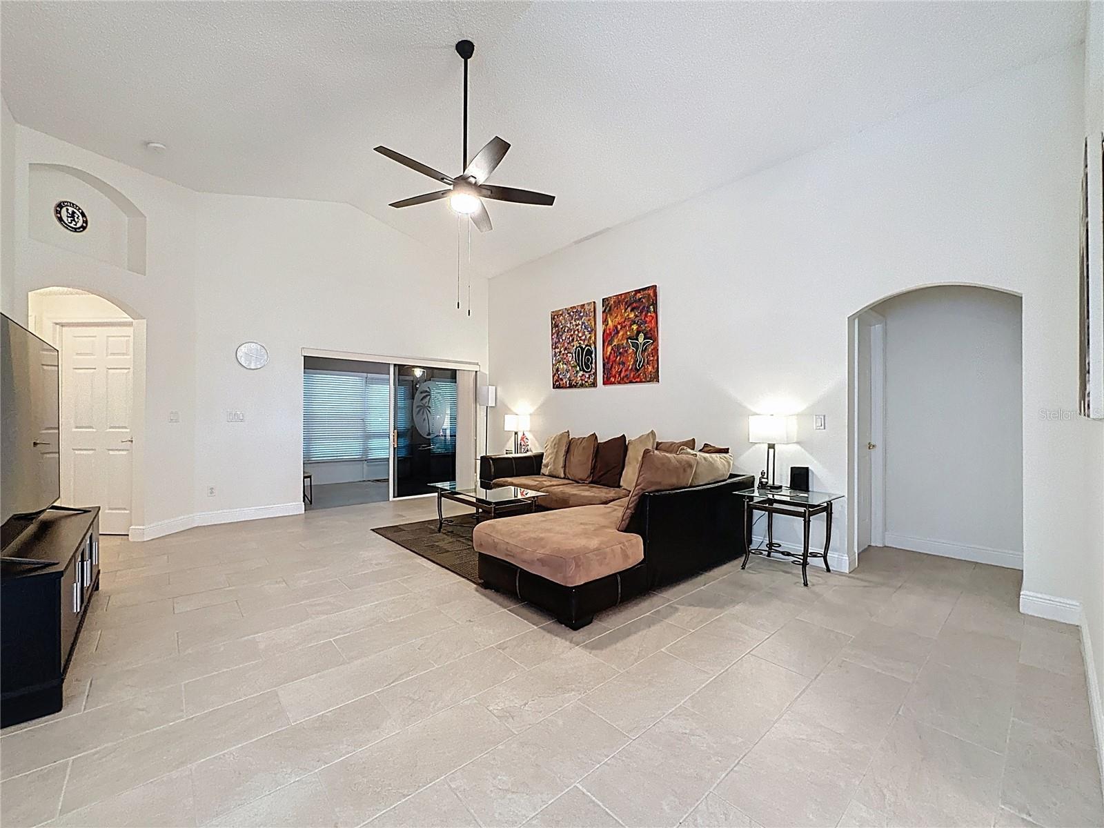 3684 Eversholt St Property Photo 17